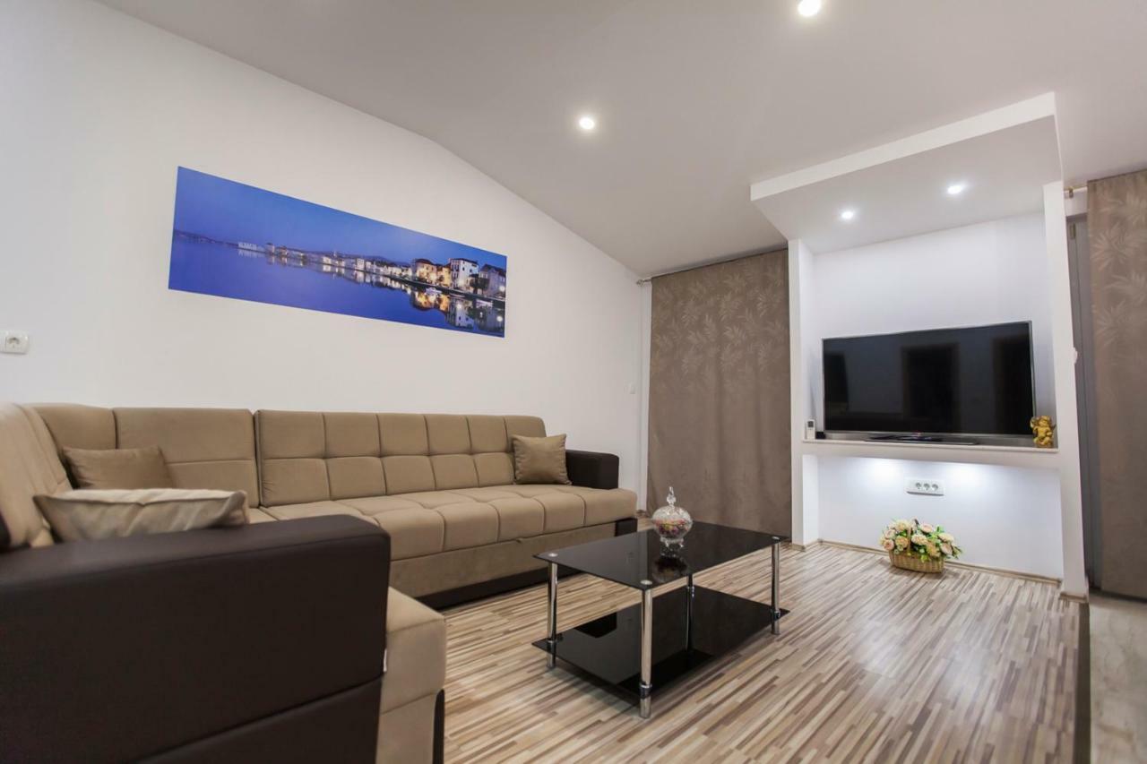 Apartment Dalmatia Kaštela Exterior foto